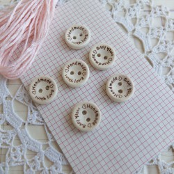 18 appliques / boutons Made with love